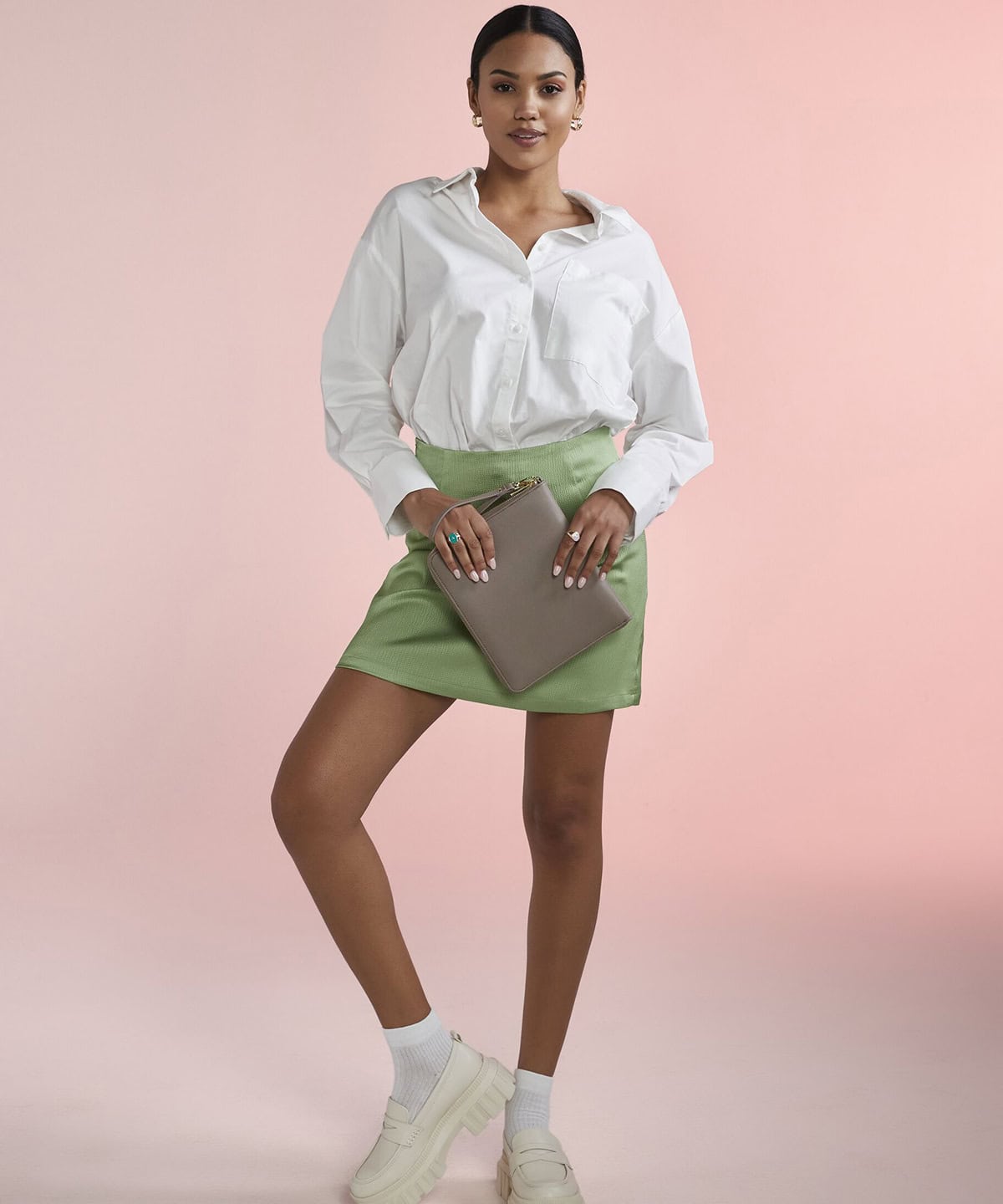 Boutique travel/tech organiser