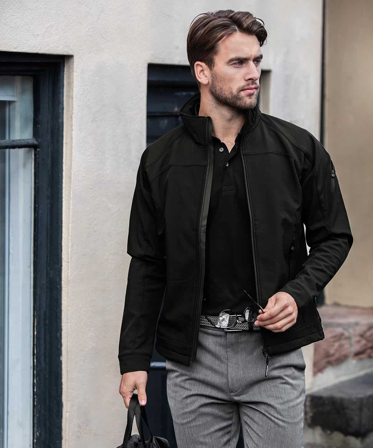 Duxbury  fashionable performance softshell jacket