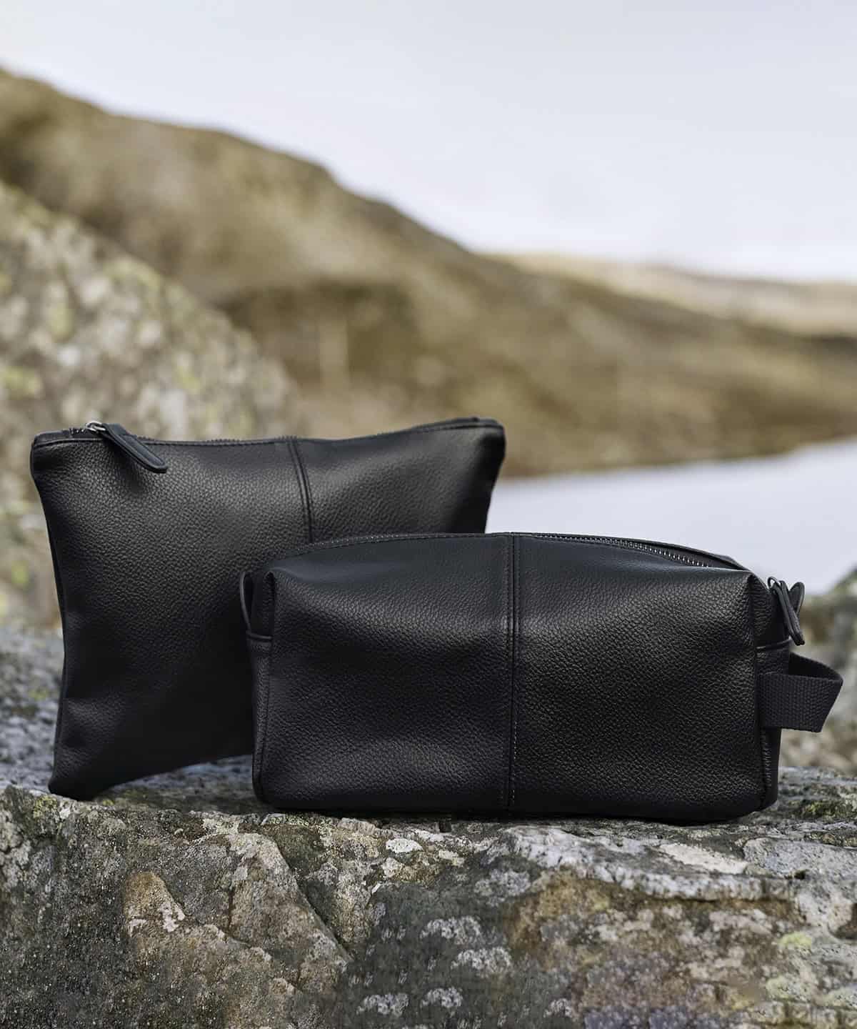 NuHide® washbag