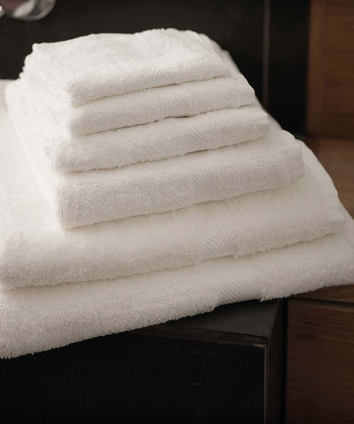 Luxury range guest towel