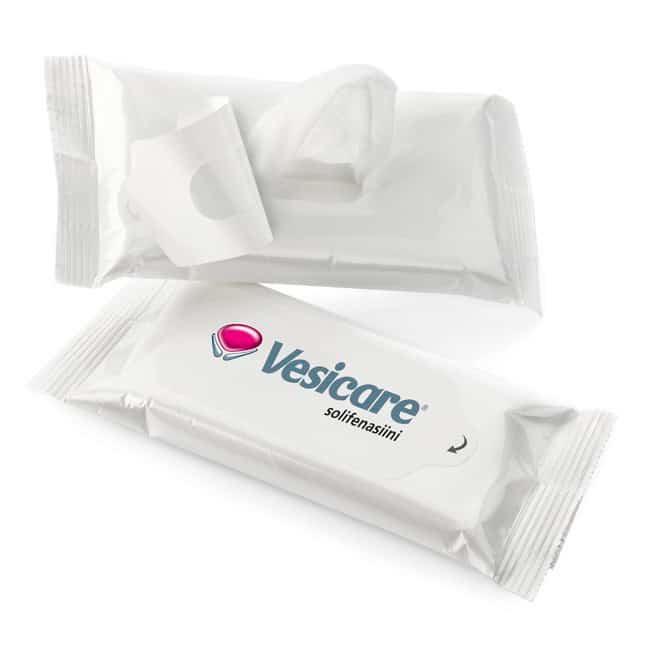 15 Standard Wet Wipes in a Soft Pack