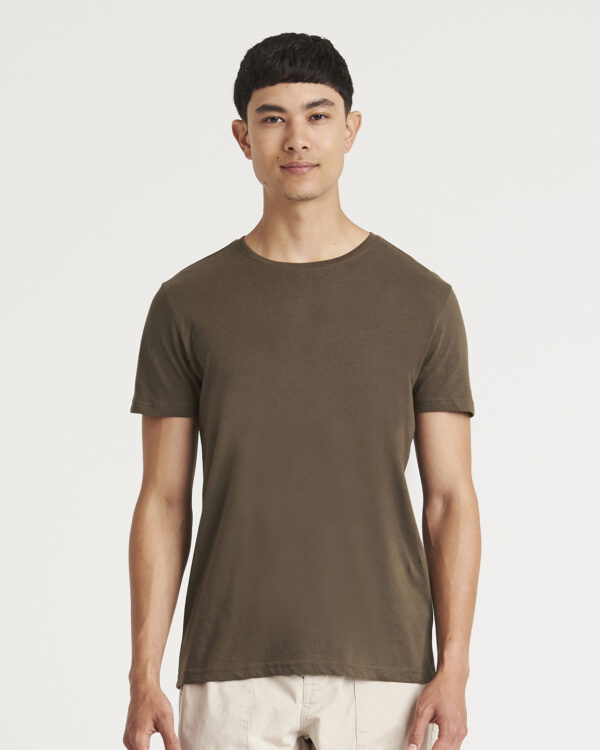 Cascade organic tee