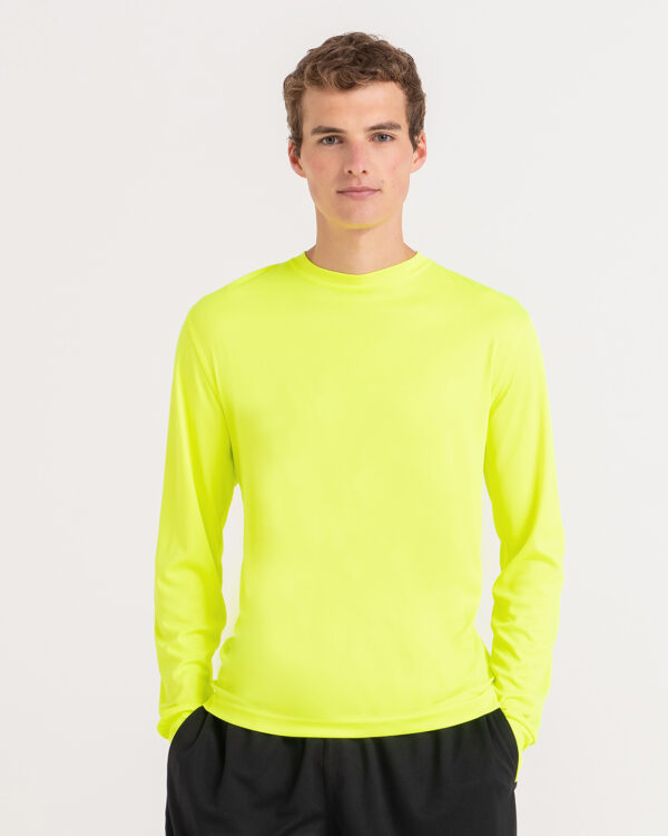 Long sleeve active T