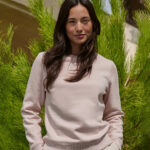 B&C Queen crew neck