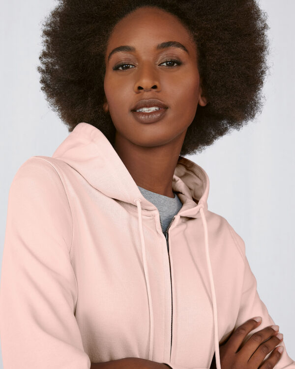 B&C Inspire Zipped Hood /women