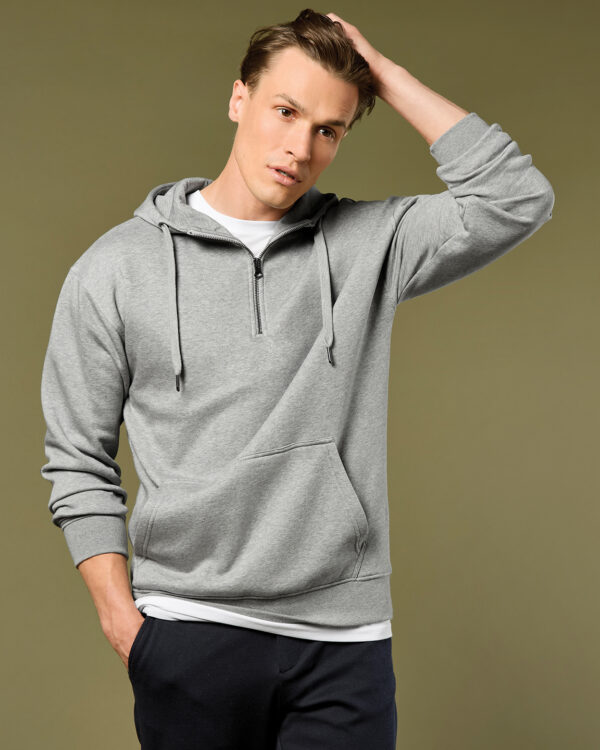 Regular fit 1/4 zip hoodie
