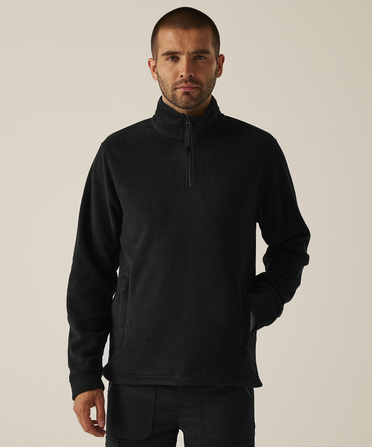 Overhead fleece 1 Overhead fleece