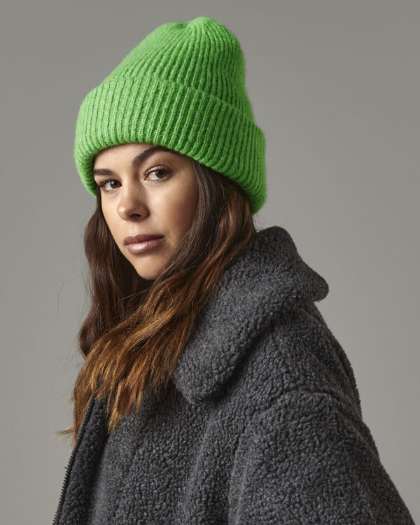Colour pop beanie