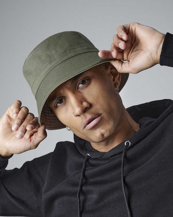 Reversible bucket hat