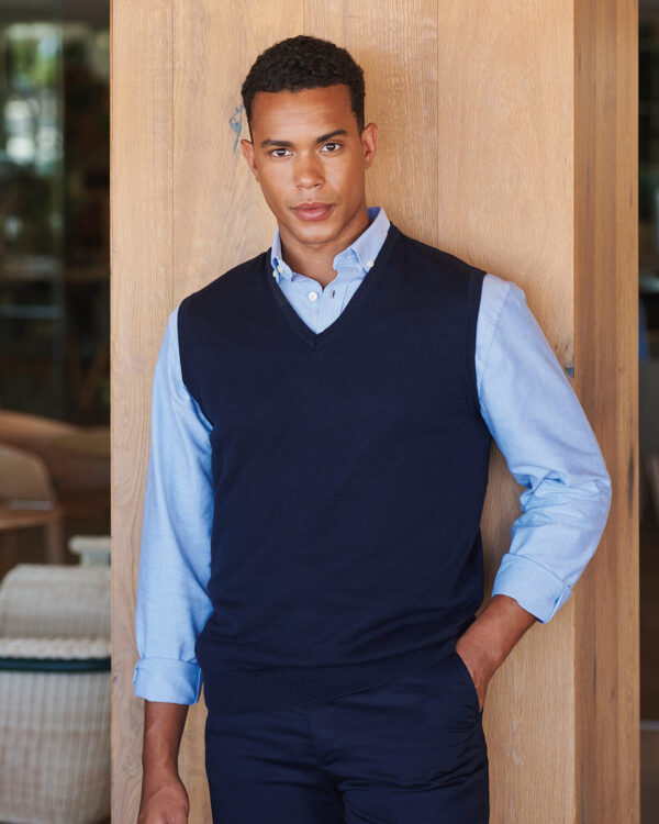 Sleeveless v-neck jumper