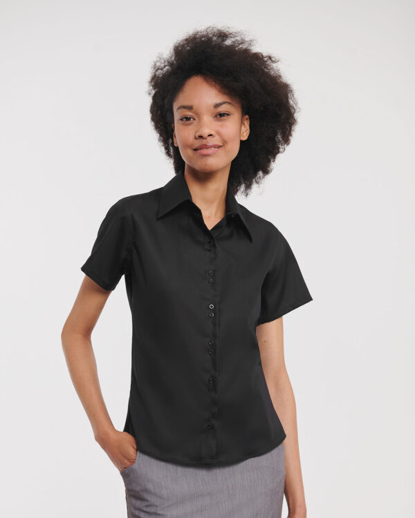 Women's short sleeve ultimate non-iron shirt
