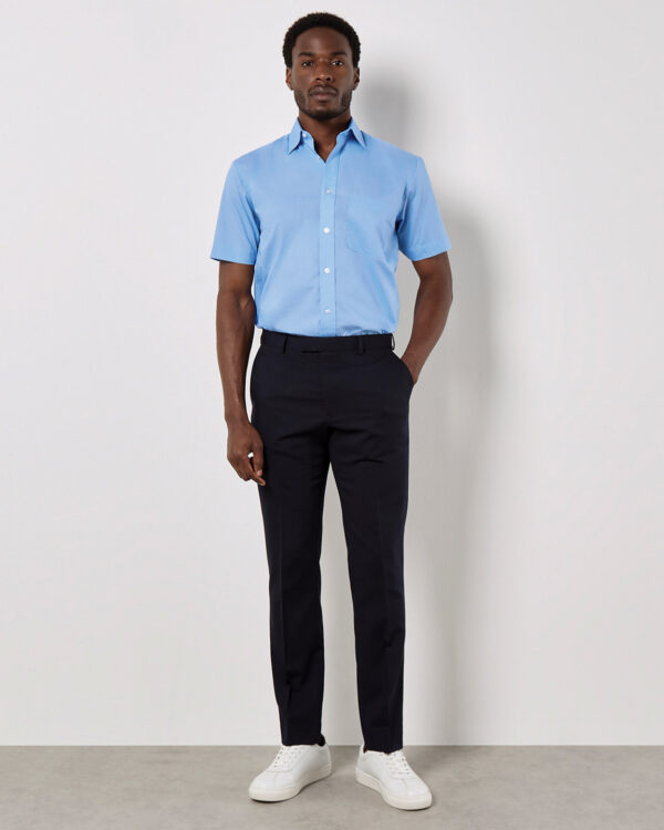 Business shirt short-sleeved (classic fit)