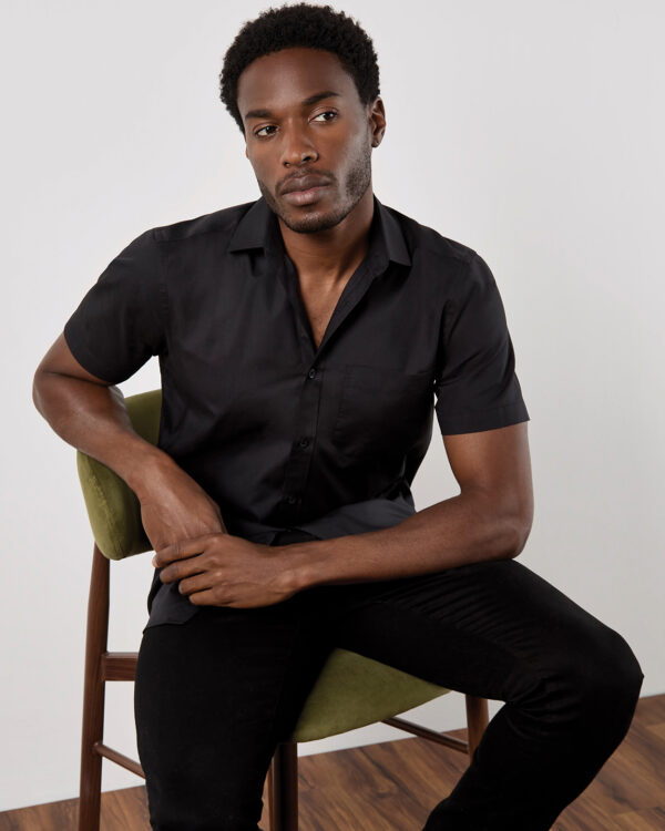 Poplin shirt short-sleeved (tailored fit)