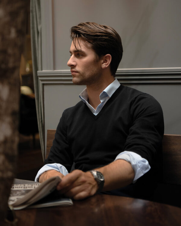 Brighton  elegant v-neck knit