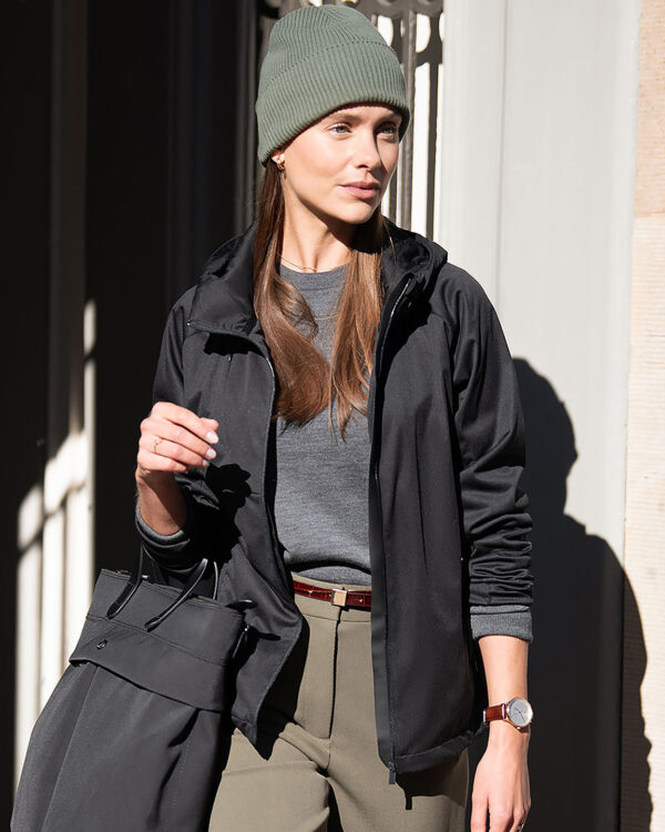 Womens Fargo  functional hooded softshell