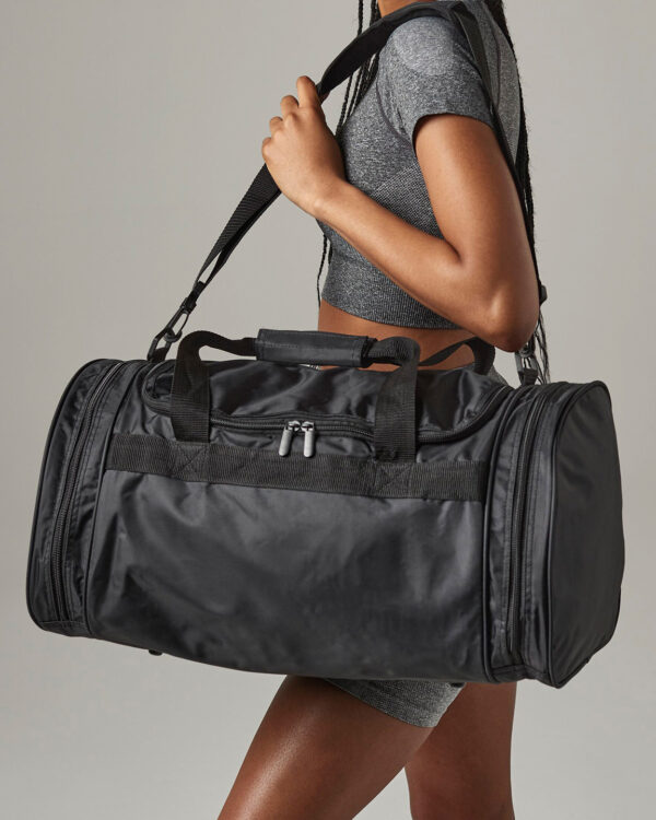 Sports holdall