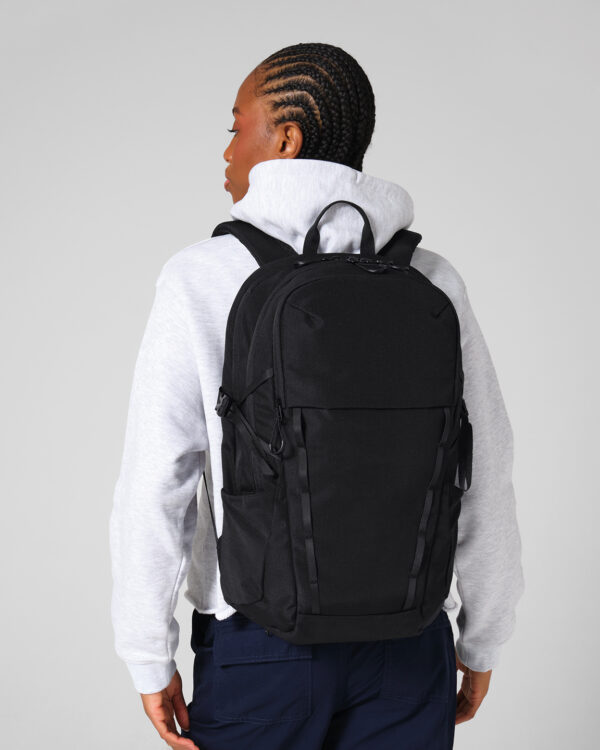 Active outdoor 25 litre daypack