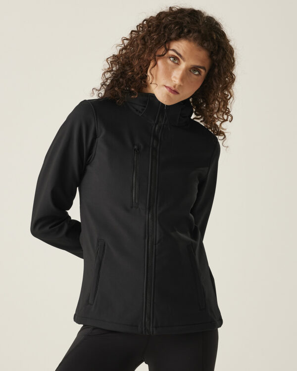 Women's venturer 3-layer hooded softshell jacket