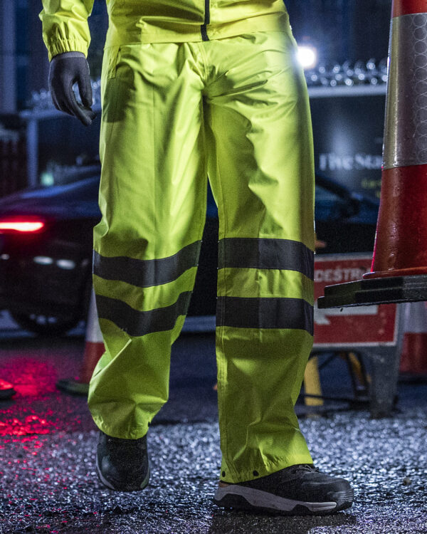 Hi-vis pro pack-away trousers