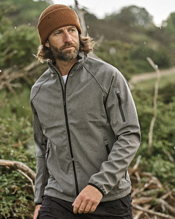 Lightweight performance softshell (9510)