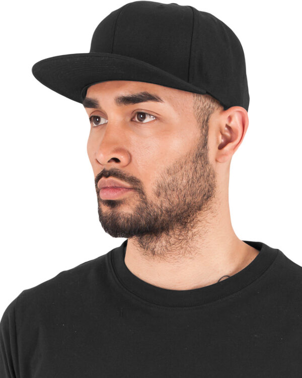 The classic snapback (6089M)