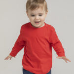 Long-sleeved t-shirt
